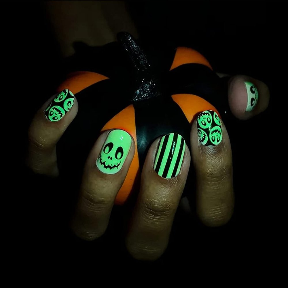 Boo Crew- Halloween Glow-In-The-Dark Nail Polish Strips
